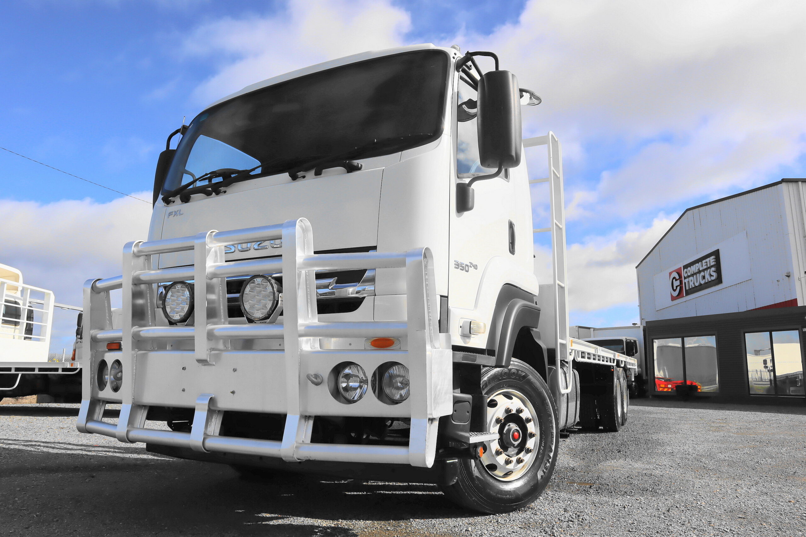 2021 ISUZU FXL 240-350 image 12
