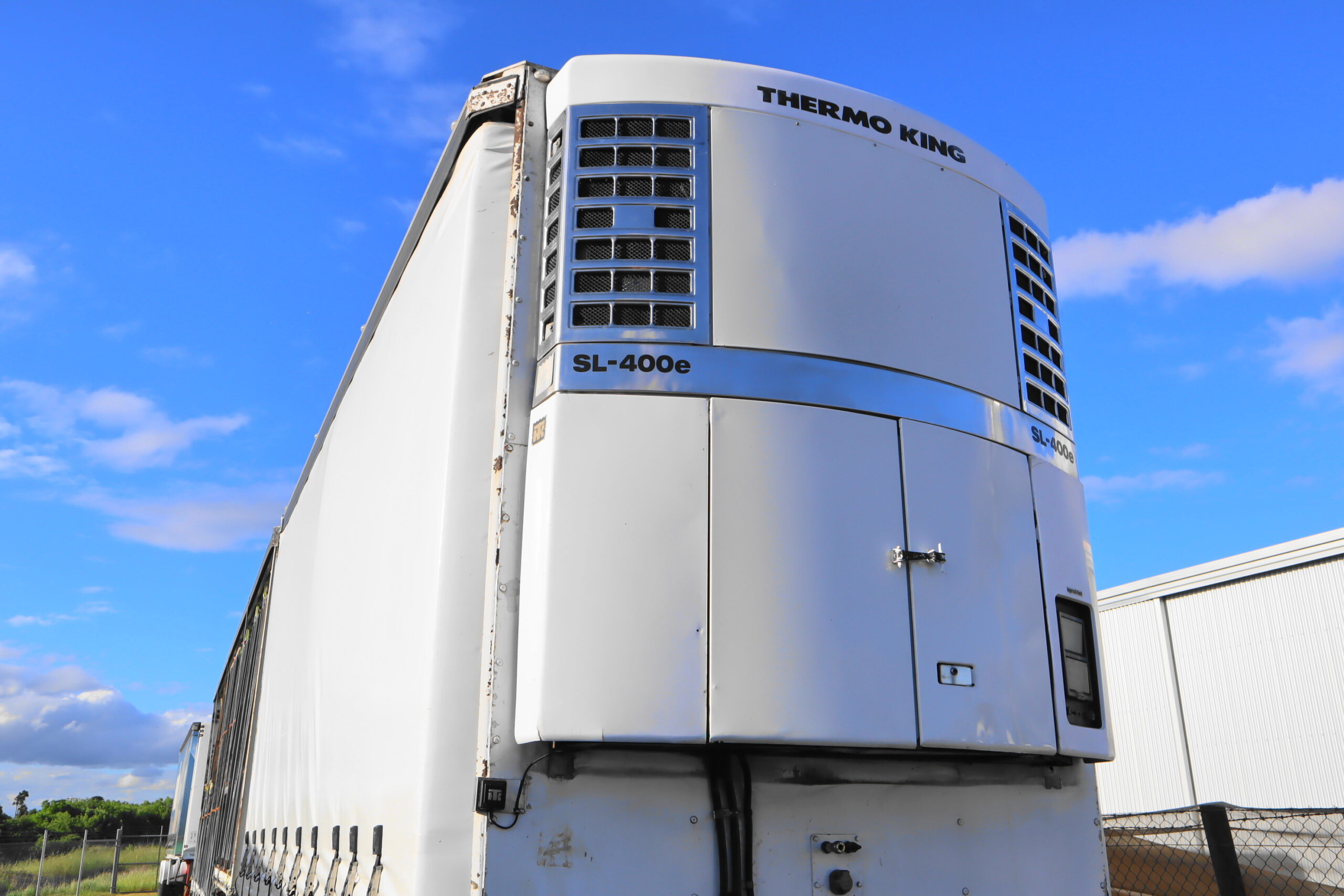 2013 BARKER 10Plt REFRIGERATED A-TRAILER image 10
